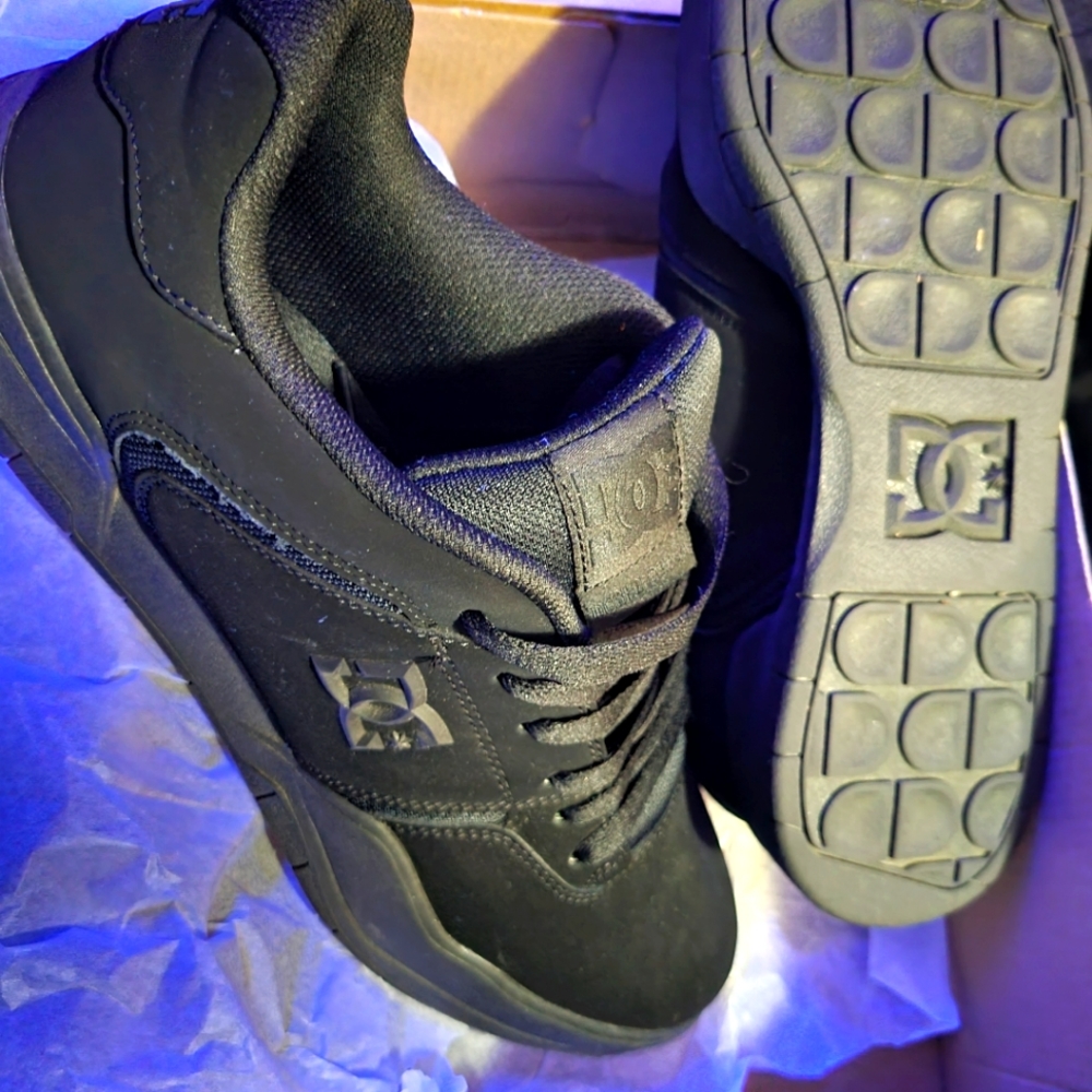DC Shoes Central Blk/Blk Size 12